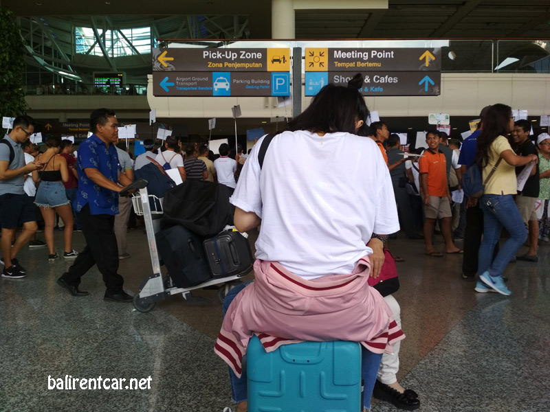 denpasar bali airport arrival hall