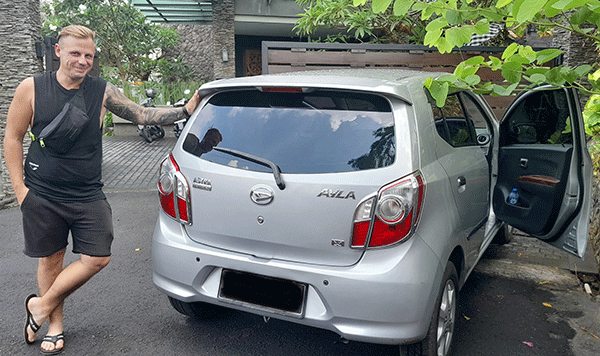 bali cheap rent car