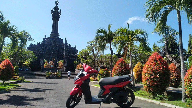 bali rent scooter