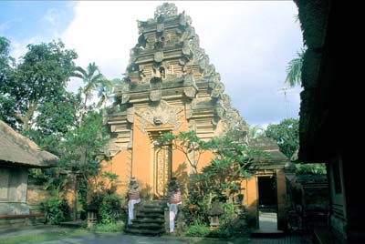 king palace ubud bali indonesia