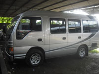 rent mini bus in canggu bali